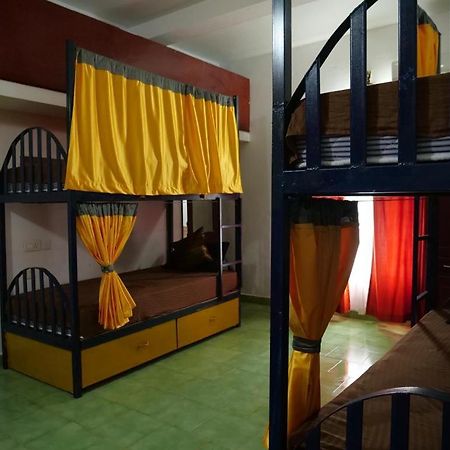 Hosteller'S Varkala Esterno foto