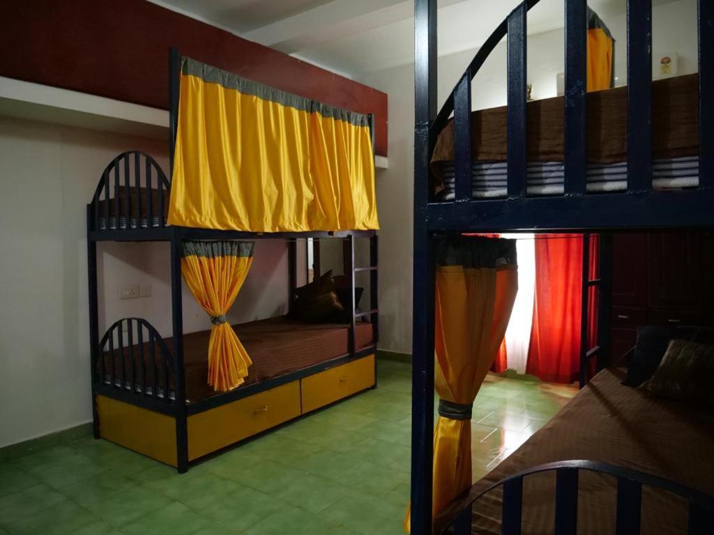 Hosteller'S Varkala Esterno foto